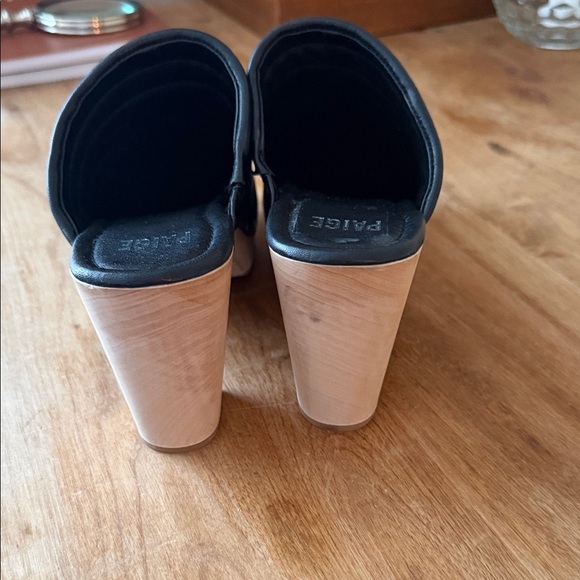 PAIGE Black Leather Clog Mules with Light Wood Heel - Picture 5 of 6